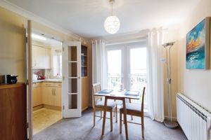 DINING AREA- click for photo gallery